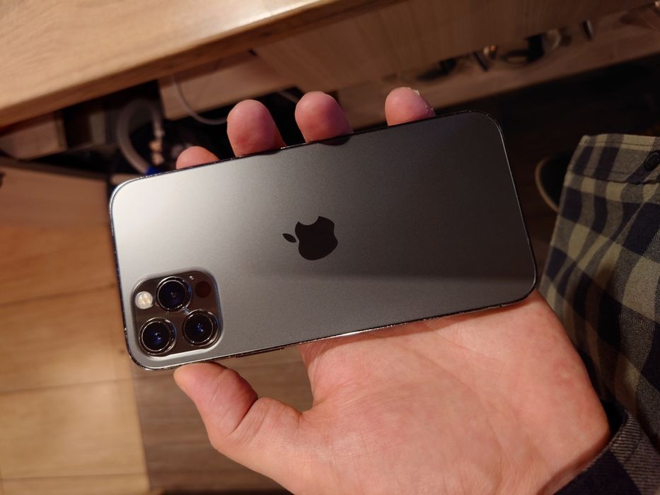 iPhone 12 pro (обмен)