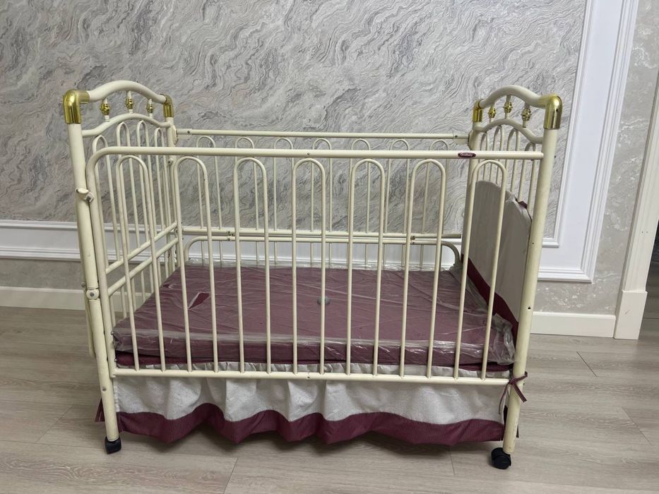 Детская кроватка бренда  ‘’Good Baby’’ с колыбелью, кровати, коляска