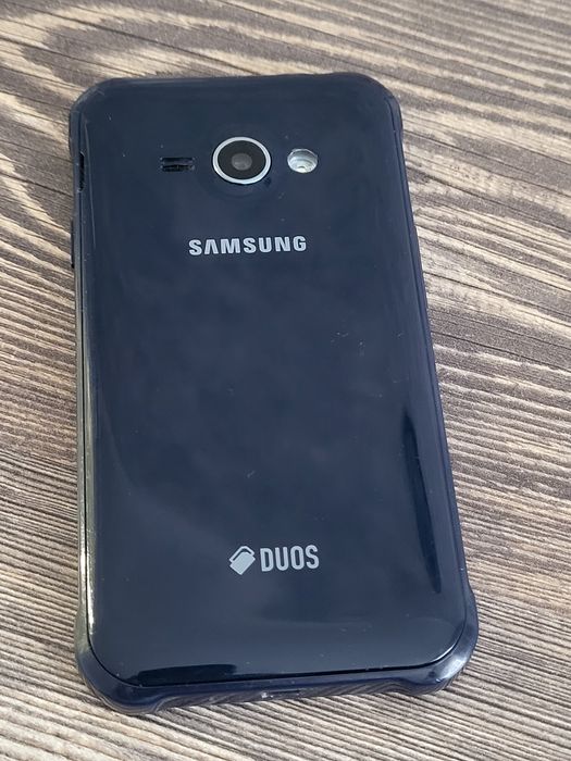 Продам  samsung J 1 ace