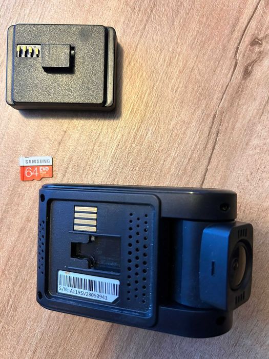 Camera auto Viofo A119 V2 + Modulul GPS + Card SD 64GB