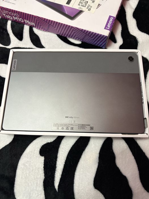 Tabletaă Lenovo Tab 10 Plus