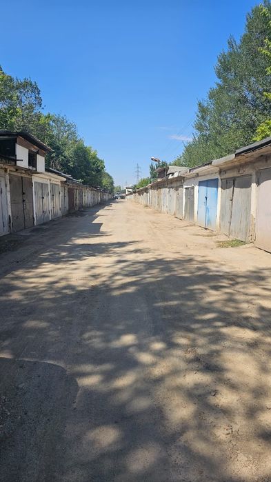 Продам гараж район Саина-Толе би