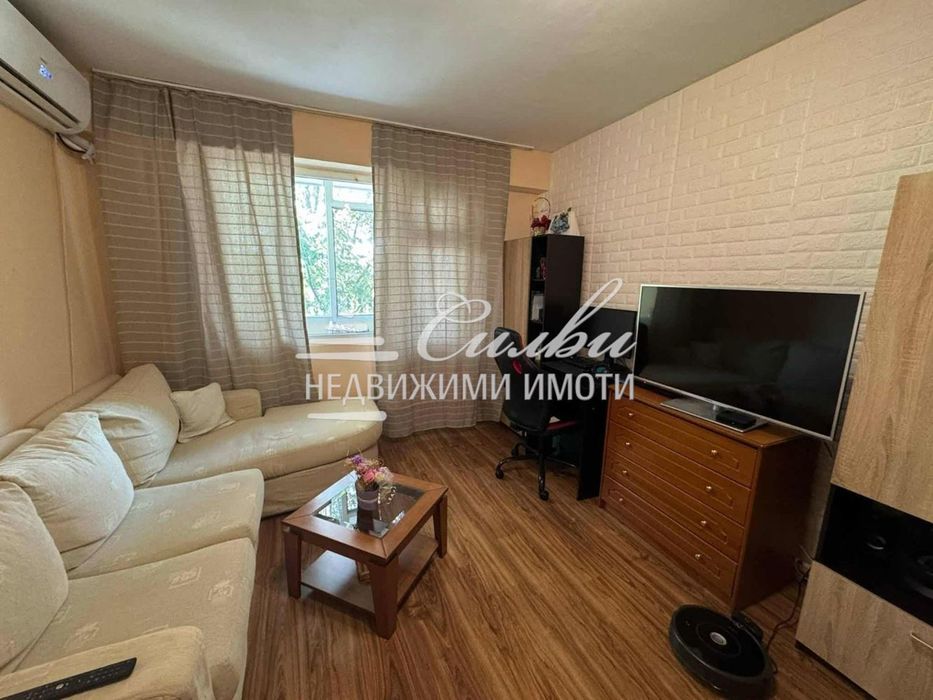 Продава се Едностаен апартамент в Шумен, Математическа гимназия - 40 кв.м за 1594 €/кв.м - Снимка #1