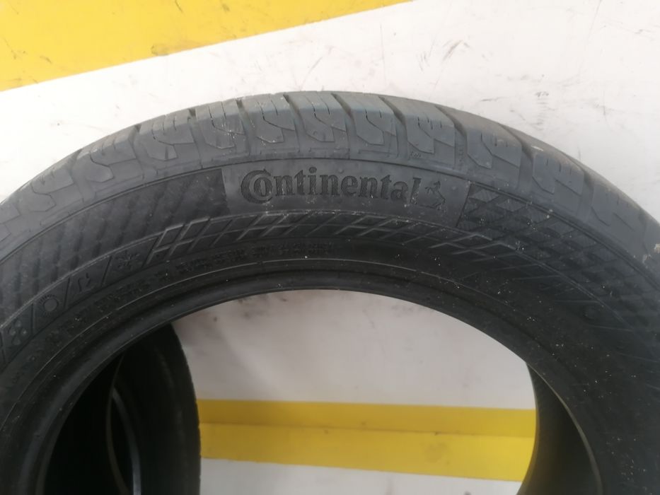 215/60/17 C 2x Continental allsezon dot 2622.  7,,02mm