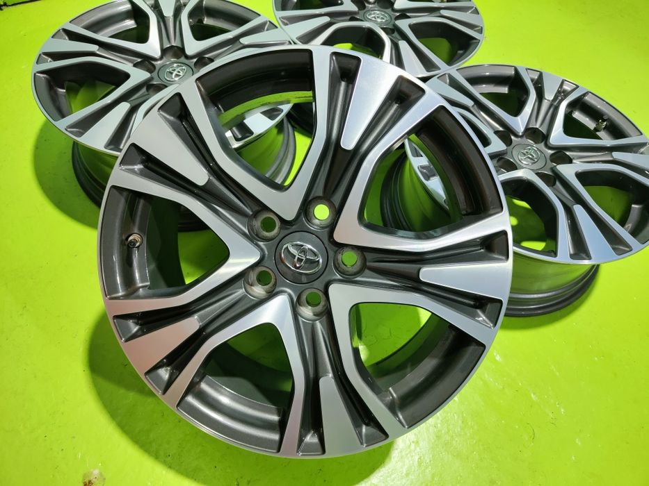 17 5x114.3 Toyota лети джанти 5х114.3 тойота