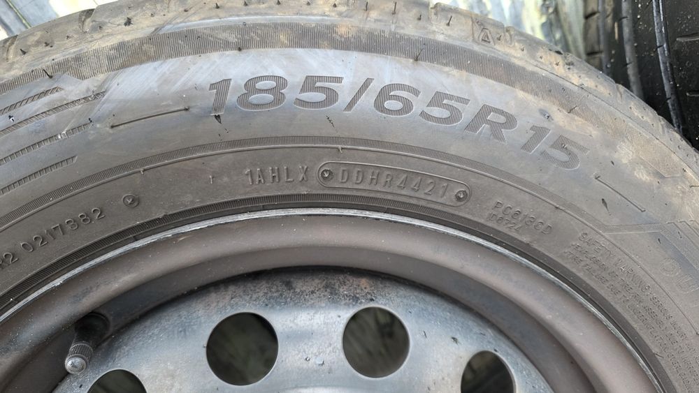 Джанти 15" Kia/Hyundai 5x114.3 5.5j ET47 /67.1 mm. С гуми 2021 185/65/15 Falken