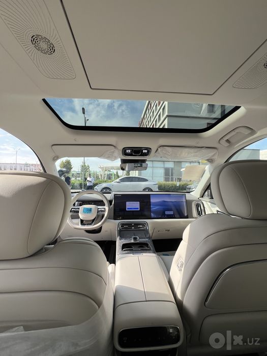 Geely M9 eng full pazitsiya