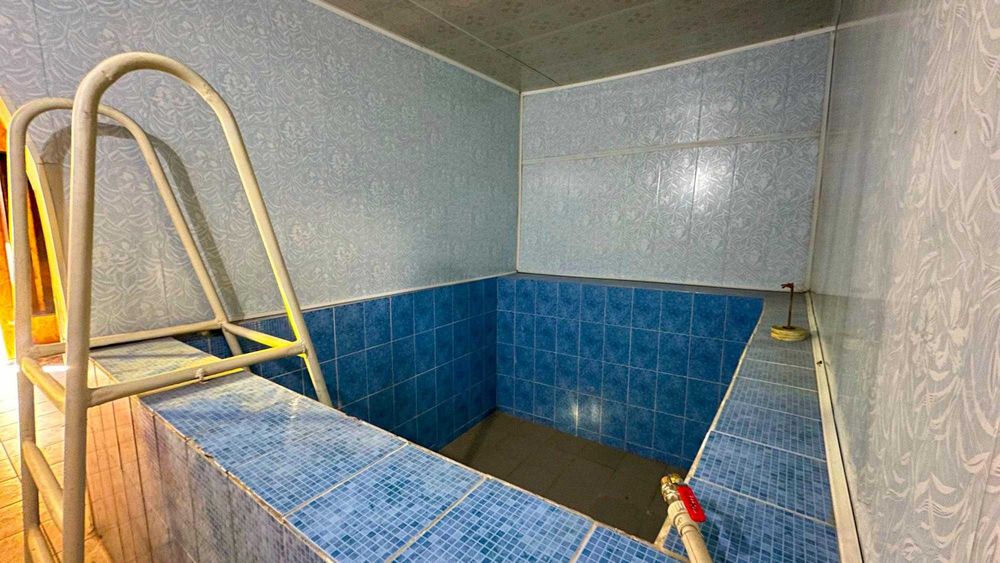 в Текели Баня-Сауна, Айгерим Д