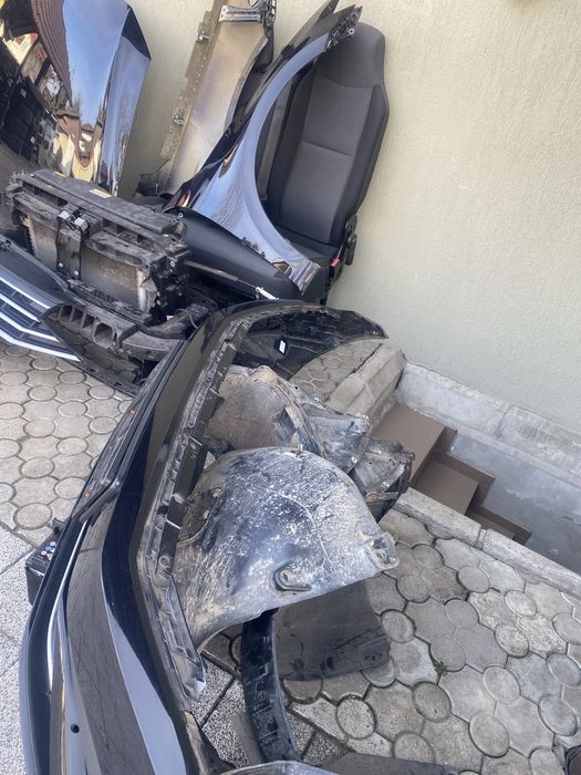 Fata complecta VW pasat B8 facelift