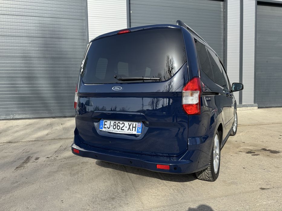 Ford Turneo Courier 2017