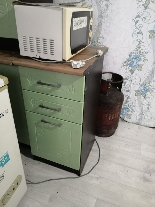 Продам кухонный гарнитур