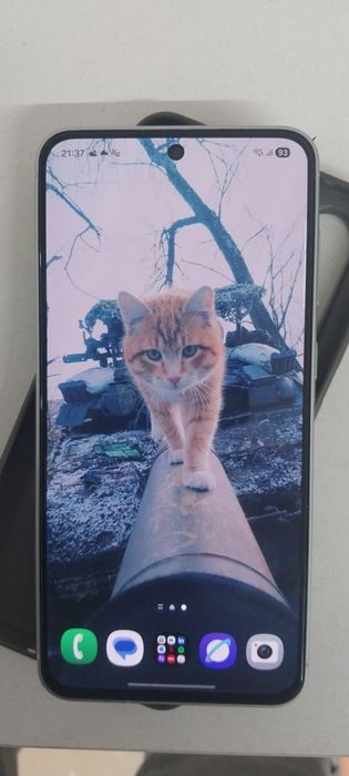 Срочно продам Самсунг А56