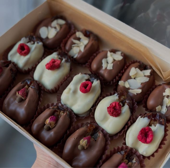 Финики в шоколаде подарочный набор