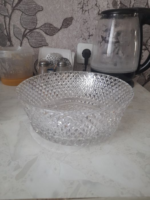 Продам  салатницы