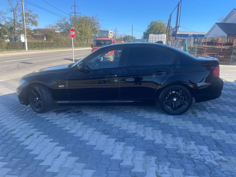 Vand BMW seria 3 e90, 2.0 diesel, an fabricatie 2010