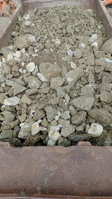 Скальник мелкий и крупный