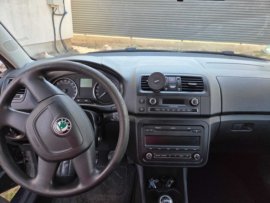 Skoda Fabia 1.6 TDI – Distribuție + pompă apă schimbate – 4 Seasons