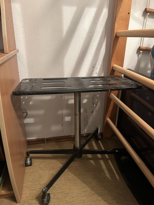 Компьютерный стол, подставка под телевизор