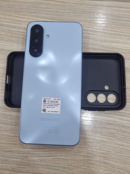 Samsung a17 6/128 light blue