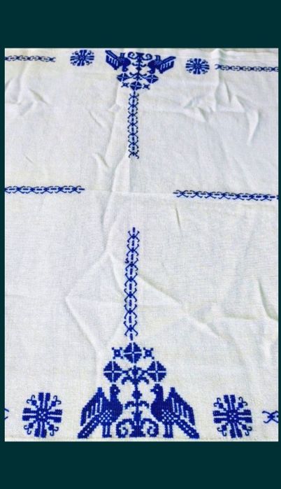 FAȚĂ DE MASĂ țărănească tradițională, cusută la mâna