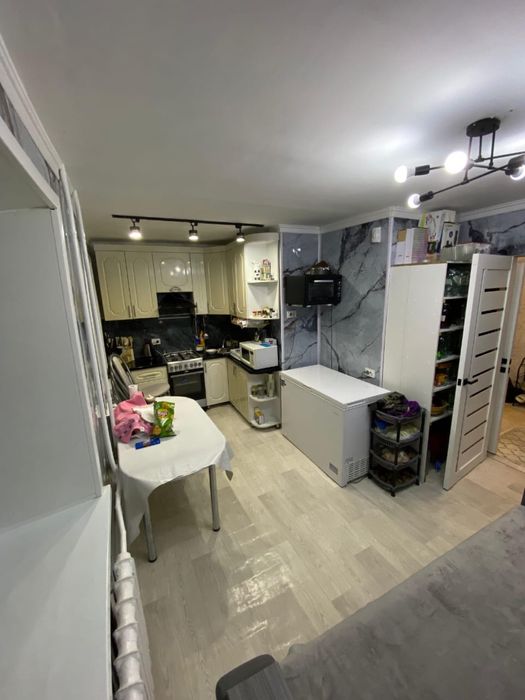 Продам 3х комн квартиру