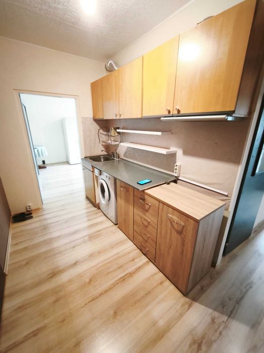 Продавам преустроен двустаен апартамент в гр. Перник кв. Проучване - снимка 4