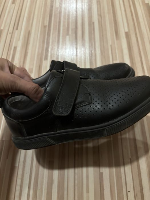 Кожаные ботинки в школу на мальчика