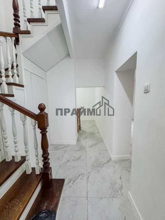 ПРОДАМ 3Х ком. дом Центр (Артем ПРАЙМ)