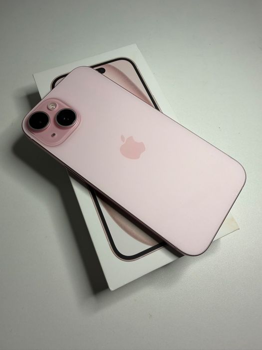 De vânzare iPhone 15