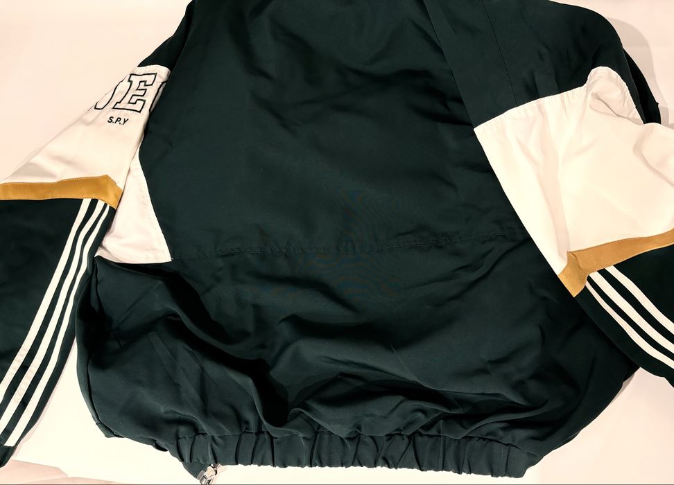 бомбер от adidas