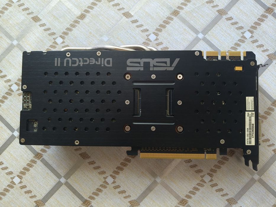 ASUS GeForce GTX 770 DirectCU II 2GB