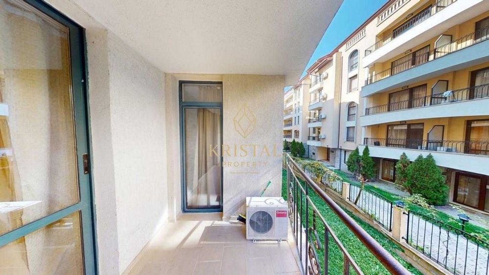 Продава се Двустаен апартамент в к.к. Слънчев бряг - 63 кв.м за 1096 €/кв.м - Снимка #13