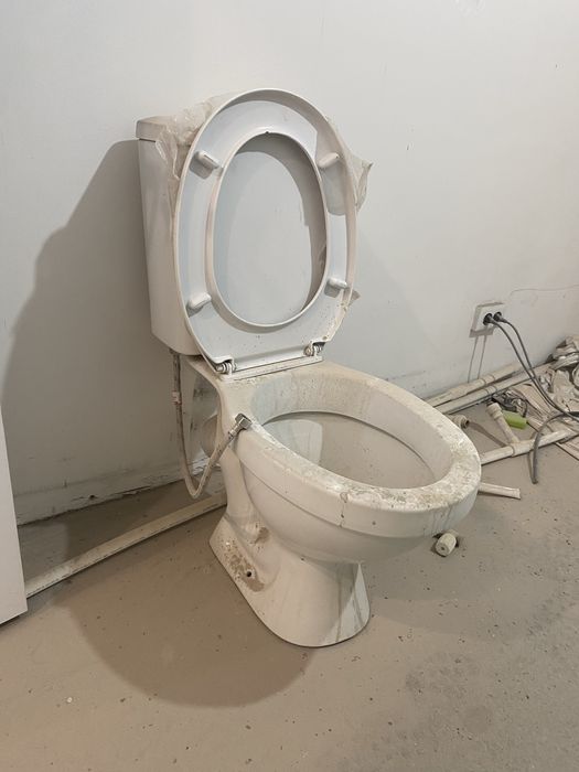 Унитаз от застройщика