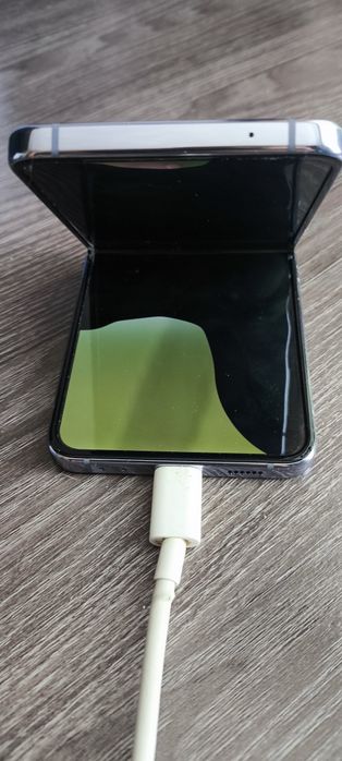 Samsung z flip 4