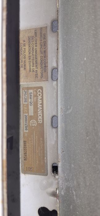 Convector electric de podea/perete