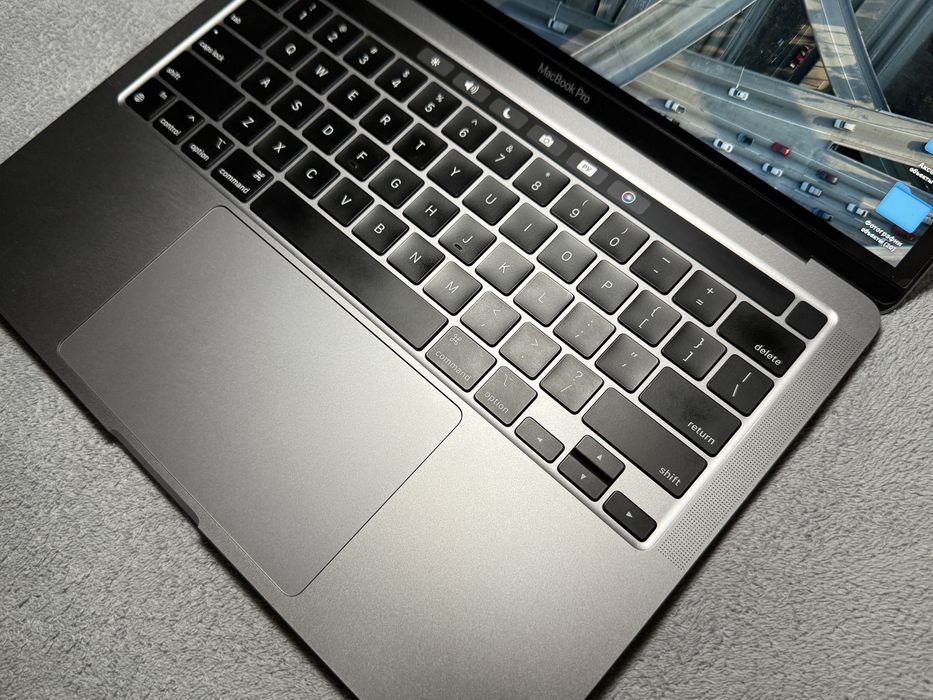 MacBook Pro M1 2020 8/256