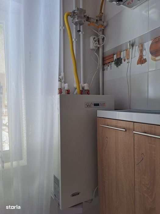 Vând apartament cu 2 camere Mioveni-parter