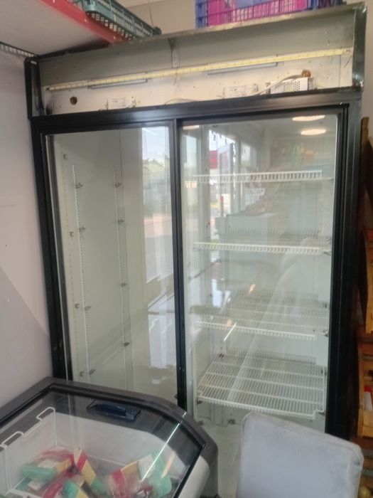 Продам холодильник