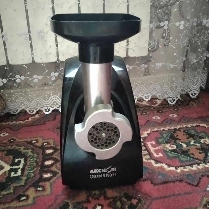 Электромясорубка