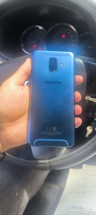 Продам Samsung A6
