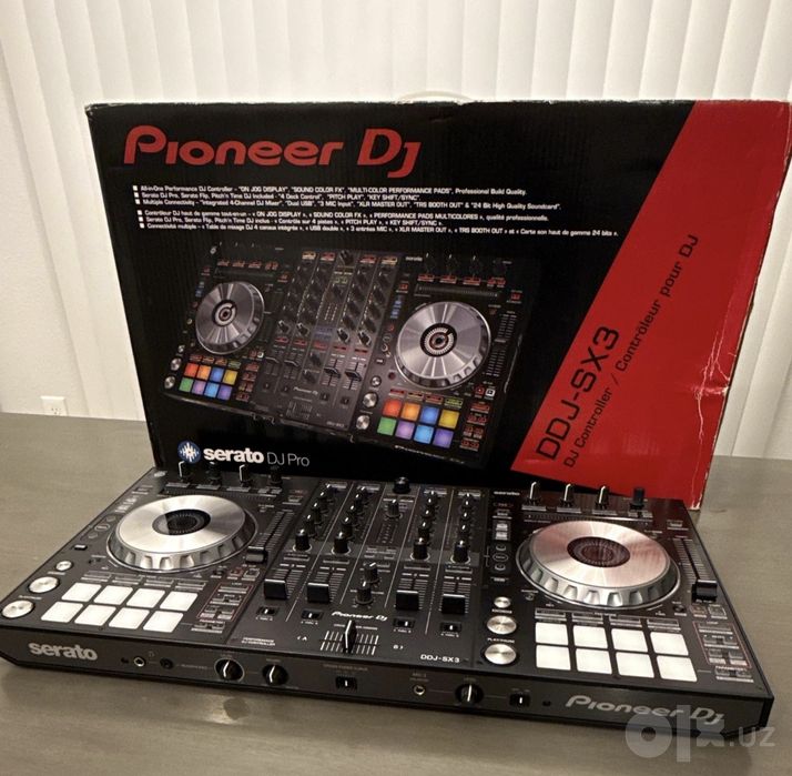 PIONEER DDJ-SX3 DJ-контроллер