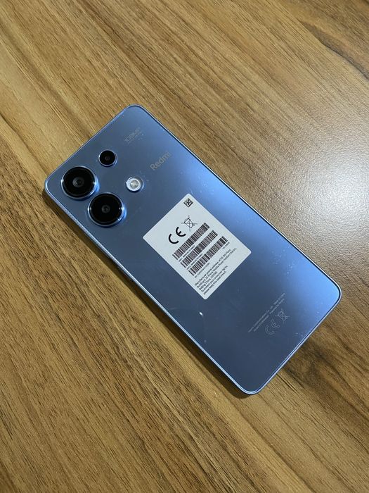 Редми Нот 13  256 гб холати идял