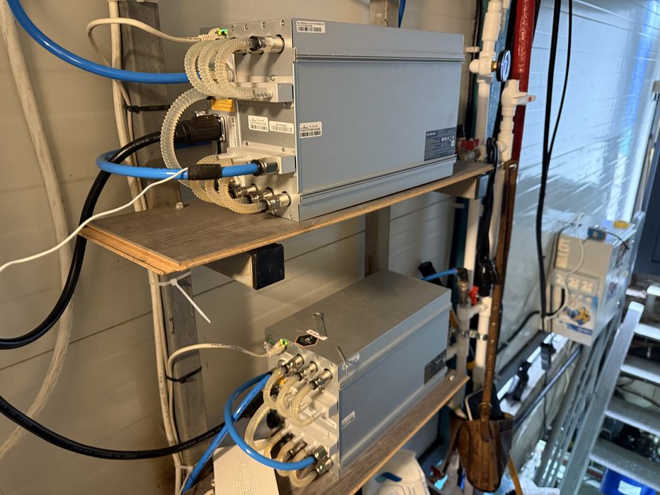 Asic Antminer Bitmain S19 XP + / S21+ Hyd. / S21 XP Hydro 310T - 473T