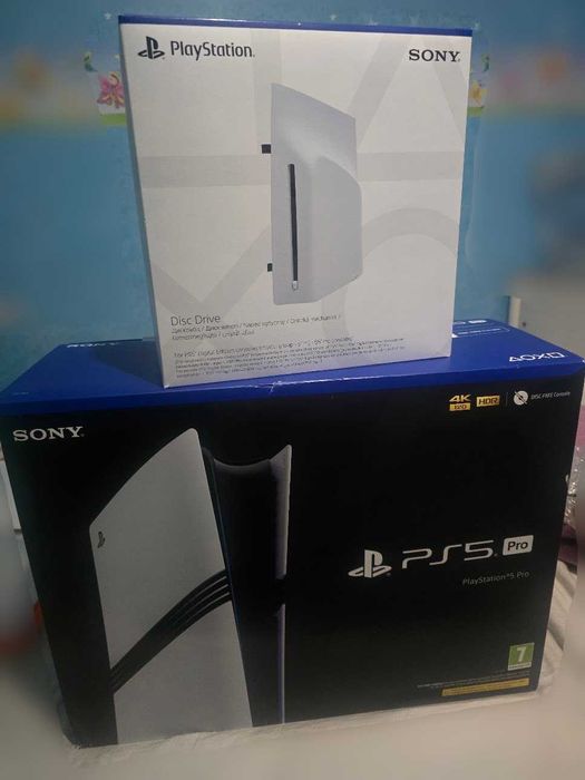 Playstation 5 PRO + Disc Drive в гаранция !