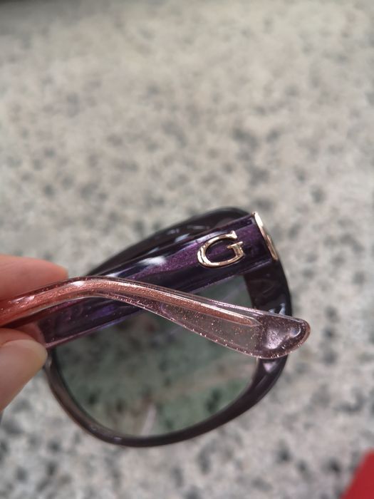 Guess слънчеви очила