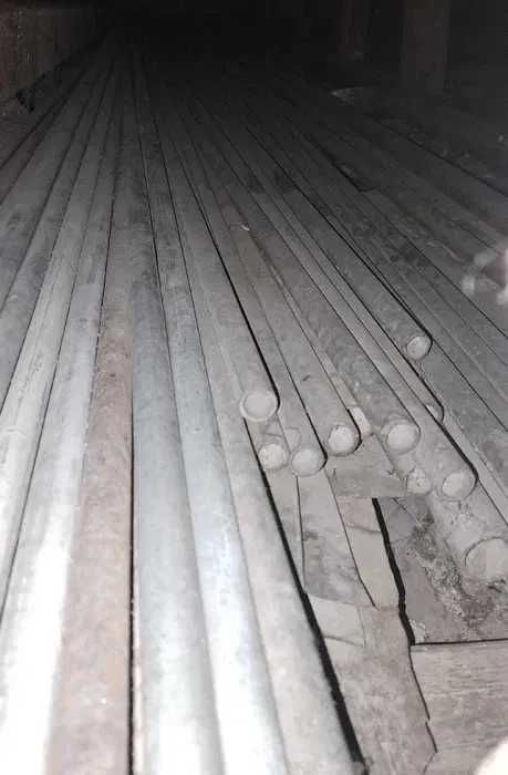 Lichidare - Teava zincata 1/2" si neagra de 1 Tol