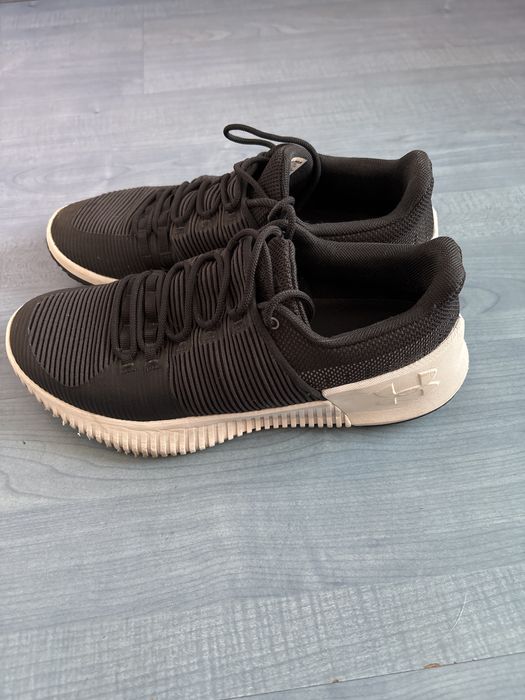 Under Armour маратонки 42.5