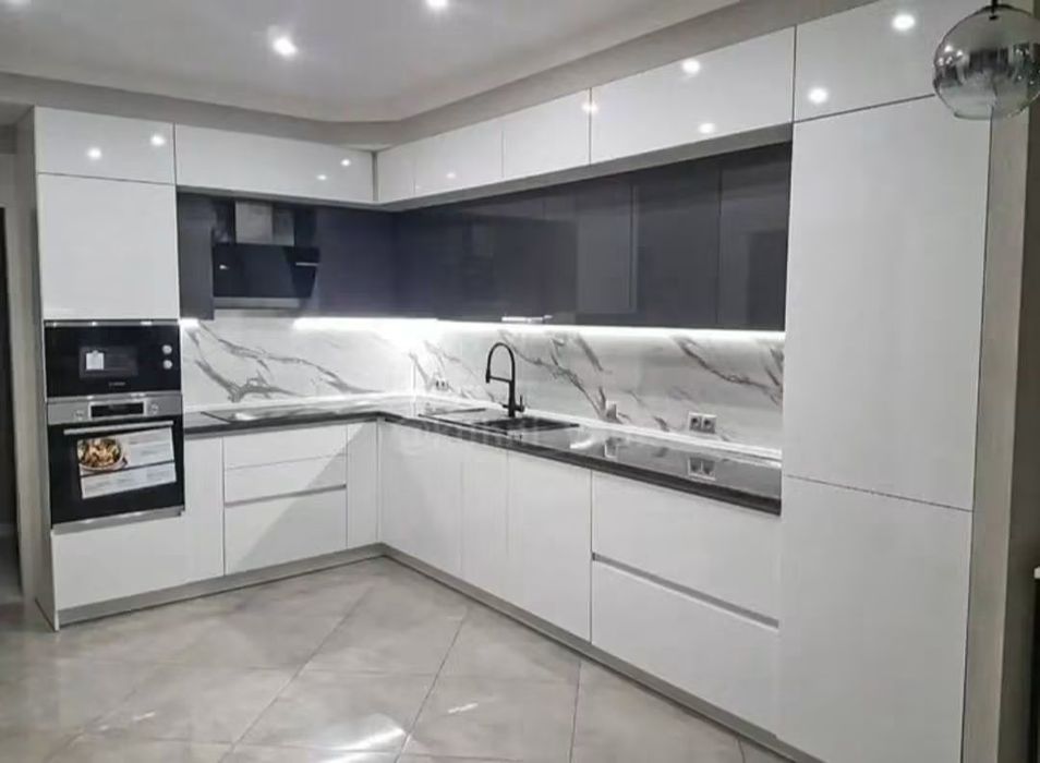 Mobilier pe comanda