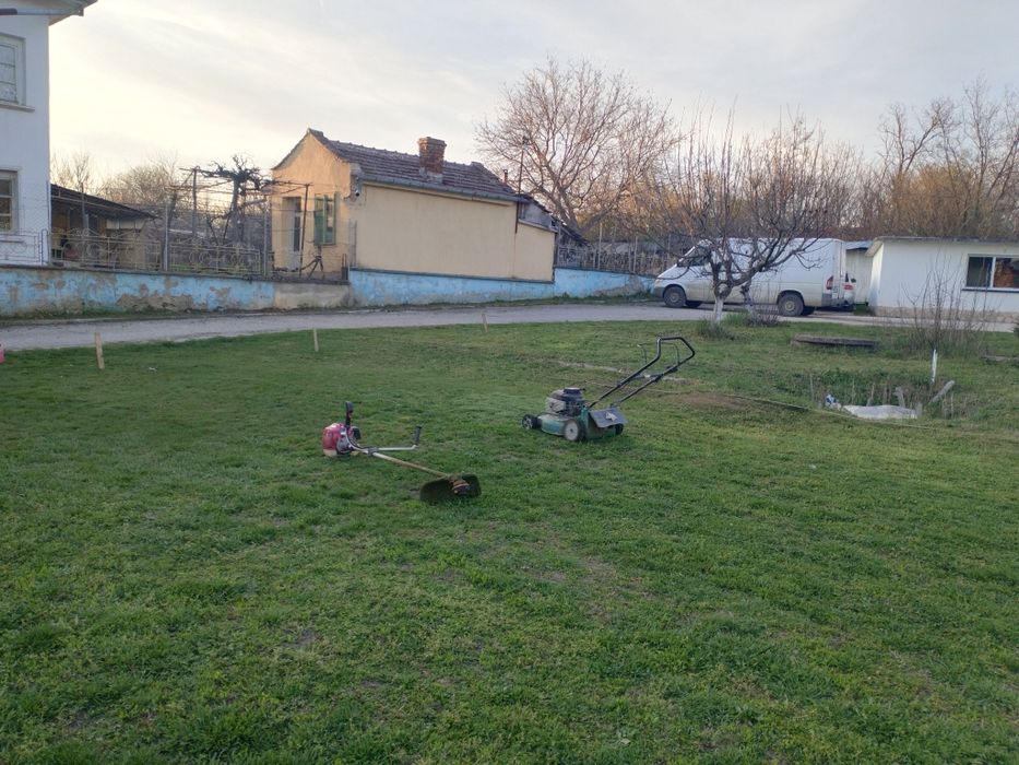 Косене на трева, поддръжка на зелени площи