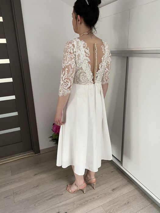 Rochie mireasa midi